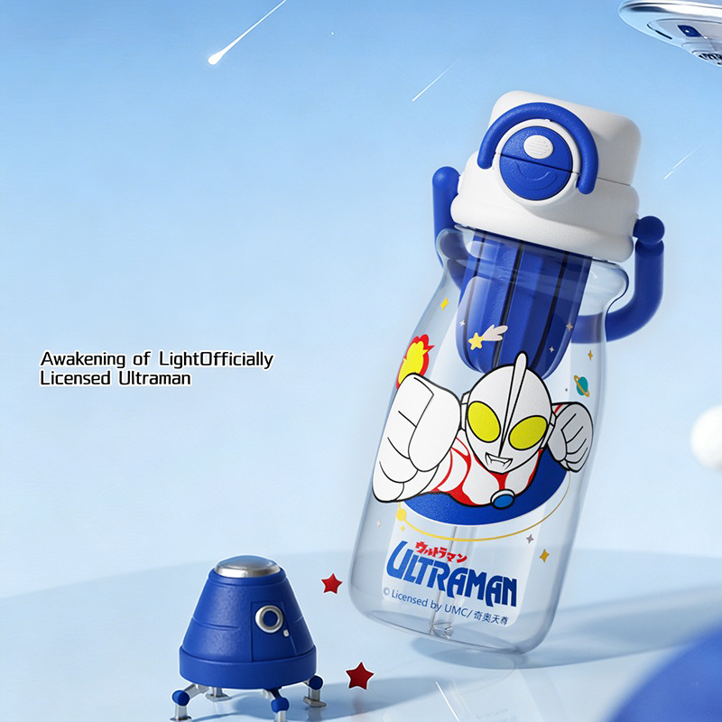 X&W ウルトラマン用 700ML スポーツボトル 漏れ防止 - Xin Sports Equipment のレビューと価格
