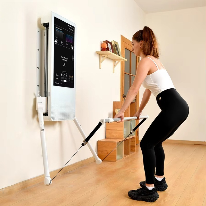 多機能ホームフィットネス機器：Tonal壁掛け型スマートトラ - Sports Equipment For Home のレビューと価格